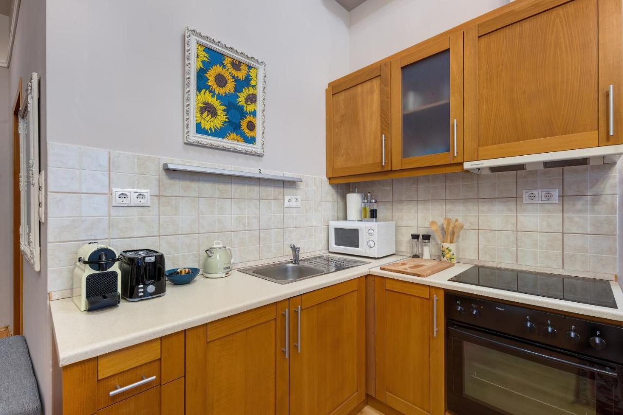 Bohemian Studio In The City Centre ブダペスト エクステリア 写真